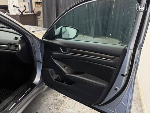 Used 2018 Honda Accord LX image 45