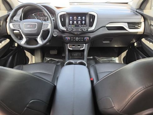 Used 2024 GMC Terrain SLT FWD image 15