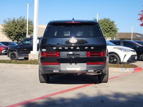 Used 2025 Hyundai Santa Fe SE image 7