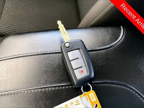 Used 2019 Nissan Rogue Sport S FWD image 35