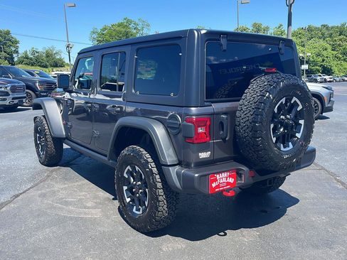 Used 2026 Jeep Wrangler Unlimited Rubicon AWD/4WD image 3