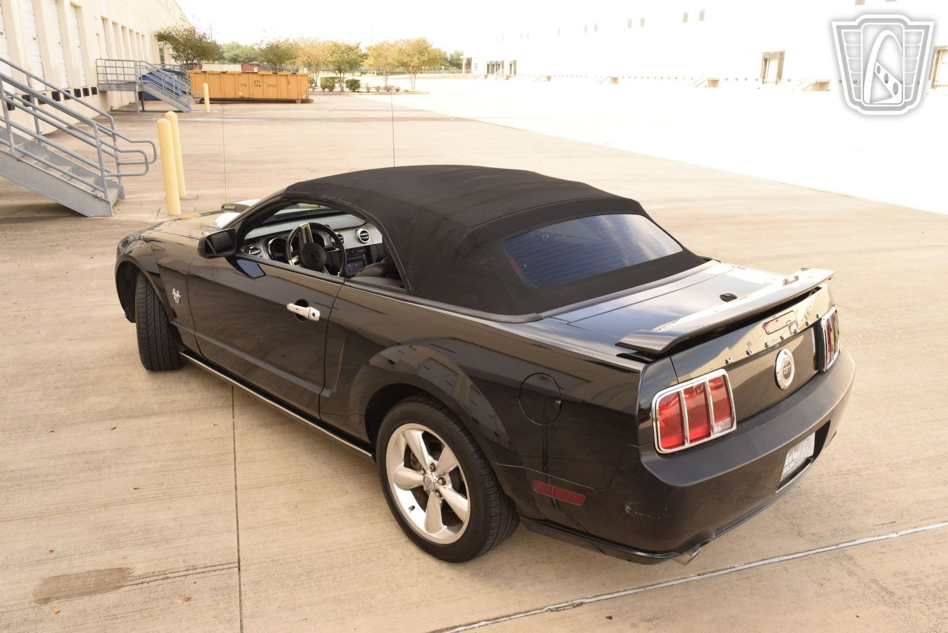 Used 2009 Ford Mustang GT RWD image 16