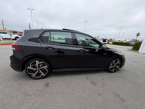 New 2026 Volkswagen GTI SE FWD image 10