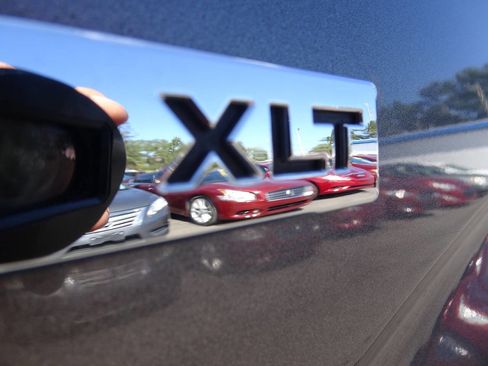 Used 2013 Ford F150 XLT w/ XLT Chrome Pkg image 49