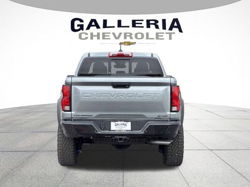 New 2026 Chevrolet Colorado ZR2 w/ Technology Package AWD/4WD image 6