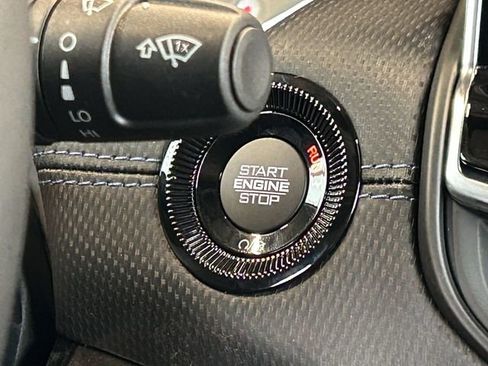 New 2026 Jeep Compass Latitude image 17