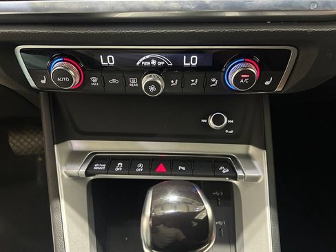Used 2025 Audi Q3 2.0T Premium AWD/4WD image 18