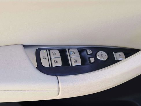 Used 2021 BMW X3 sDrive30i w/ Convenience Package image 16