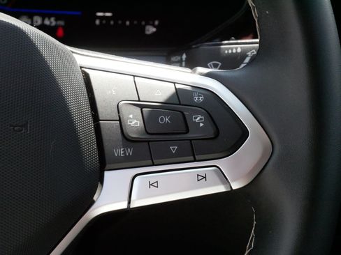 Certified 2023 Volkswagen Taos SE AWD/4WD image 25