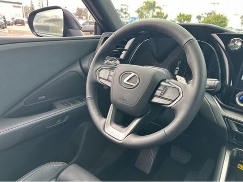 New 2026 Lexus TX 550h AWD Plug-In Hybrid image 12