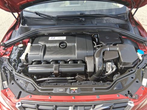Used 2011 Volvo XC60 3.2 AWD/4WD image 5