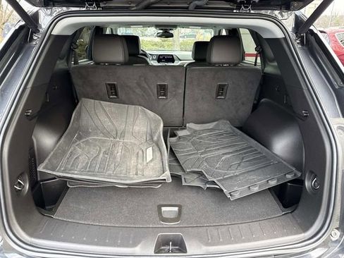 Used 2022 Chevrolet Blazer LT image 11