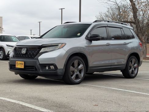 Used 2019 Honda Passport Touring image 8