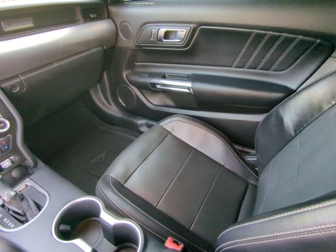Certified 2022 Ford Mustang GT Premium RWD image 52