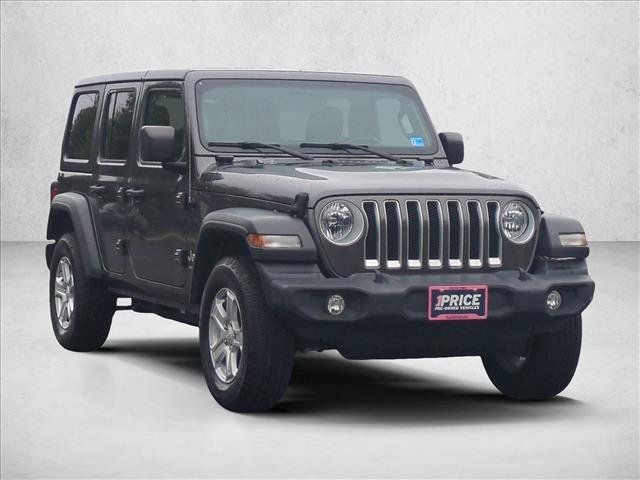 Used 2021 Jeep Wrangler Unlimited Sport AWD/4WD image 3