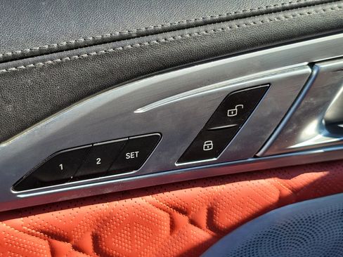 Used 2022 BMW M8 Competition image 12