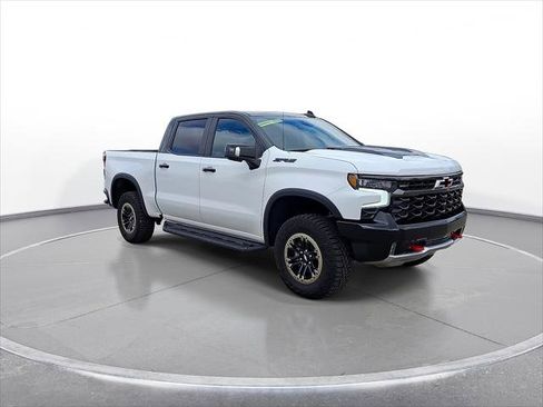 New 2024 Chevrolet Silverado 1500 ZR2 w/ Technology Package AWD/4WD image 2