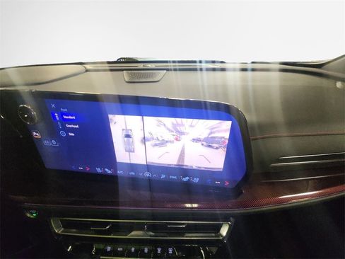 Certified 2024 Chevrolet Traverse RS w/ LPO, Floor Liner Package image 22