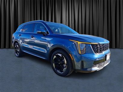 Certified 2025 Kia Sorento EX w/ EX Panoramic Sunroof Package