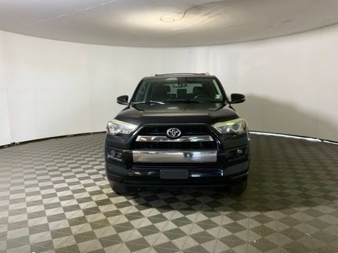 Used 2016 Toyota 4Runner Limited AWD/4WD image 2