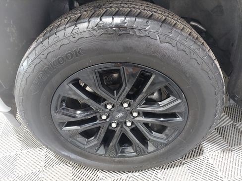 Used 2024 Ford F150 Lariat w/ Equipment Group 502A High AWD/4WD image 7