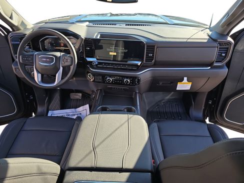 New 2026 GMC Sierra 3500 SLT w/ SLT Convenience Package image 9