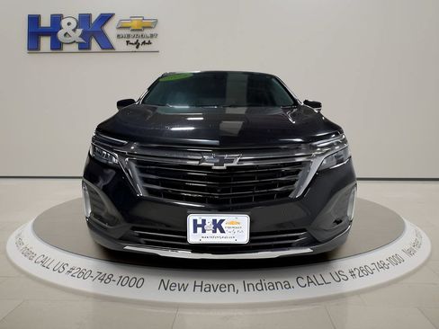 Used 2024 Chevrolet Equinox LT AWD/4WD image 3