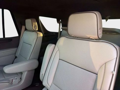 New 2026 GMC Yukon Denali w/ Advanced Technology Package AWD/4WD image 12
