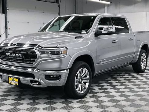 Used 2024 RAM 1500 Limited AWD/4WD image 12