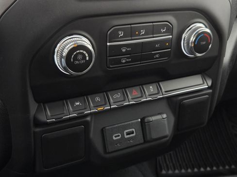New 2026 GMC Sierra 1500 Pro w/ Graphite Edition AWD/4WD image 11