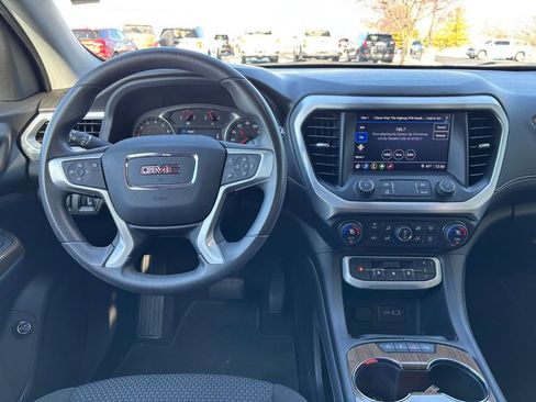 Used 2023 GMC Acadia SLE w/ Driver Convenience Package image 25