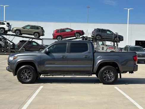 Used 2021 Toyota Tacoma SR5 image 4