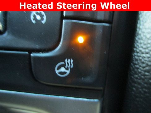 Used 2023 Chevrolet Suburban Z71 w/ Luxury Package image 29