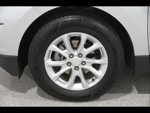 Used 2020 Chevrolet Equinox LT FWD image 22