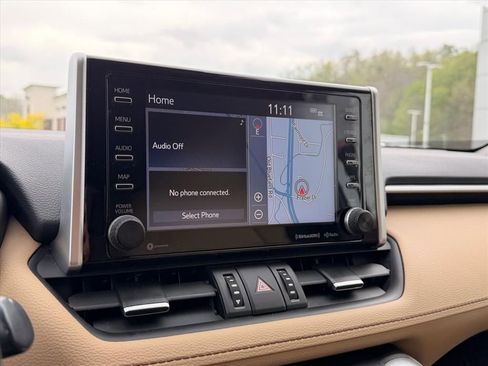 Used 2019 Toyota RAV4 Limited w/ Carpet Mat Package AWD/4WD image 19