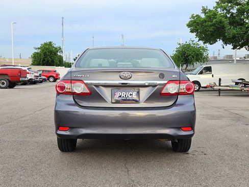 Used 2011 Toyota Corolla LE w/ Preferred Accessory Pkg image 6