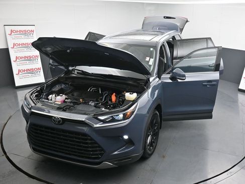 Used 2025 Toyota Grand Highlander AWD Hybrid image 43