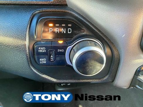 Used 2024 RAM 2500 Big Horn AWD/4WD image 35