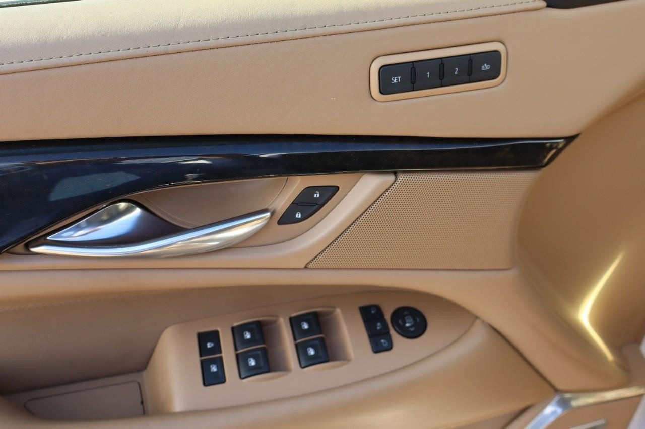 Used 2019 Cadillac Escalade ESV Platinum AWD/4WD image 11