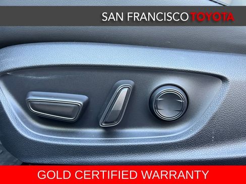 Certified 2024 Toyota Prius XLE image 12