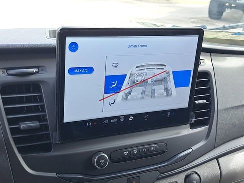 New 2026 Ford Transit 250 148 Medium Roof w/ Load Area Protection Package RWD image 30