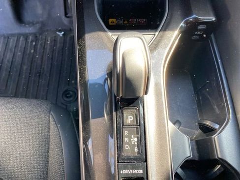 Used 2024 Toyota Crown AWD/4WD image 13