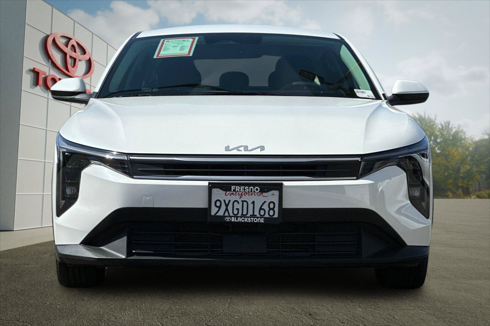Used 2025 Kia K4 FWD image 8