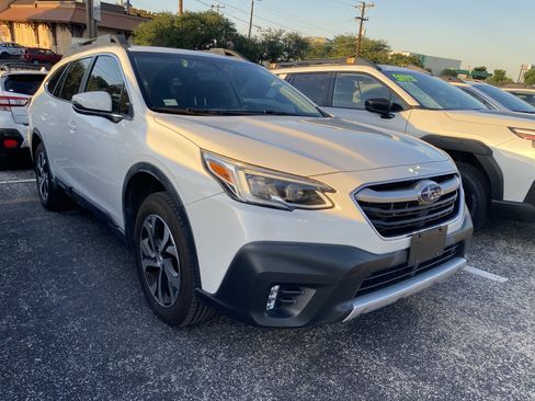 Used 2020 Subaru Outback Limited XT w/ Popular Package #2 AWD/4WD image 2