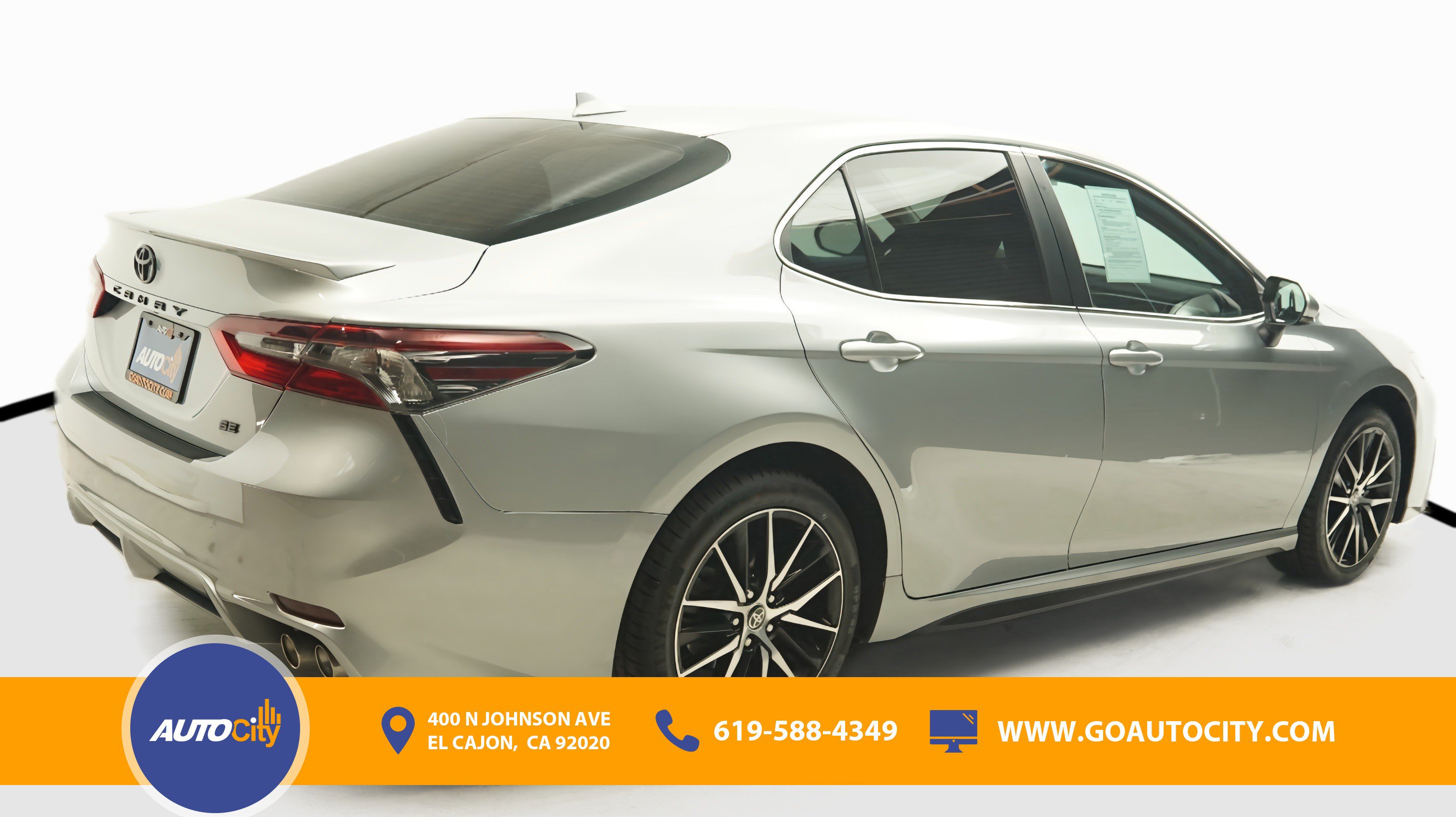 Used 2024 Toyota Camry SE w/ Blackout Package (TMS) FWD image 6