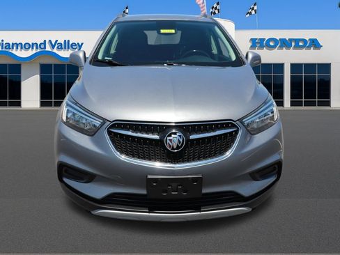 Used 2020 Buick Encore Preferred FWD image 2