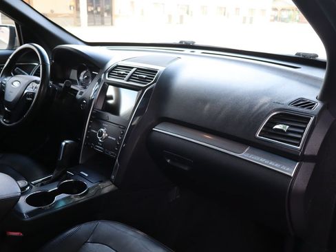 Used 2019 Ford Explorer Sport AWD/4WD image 17
