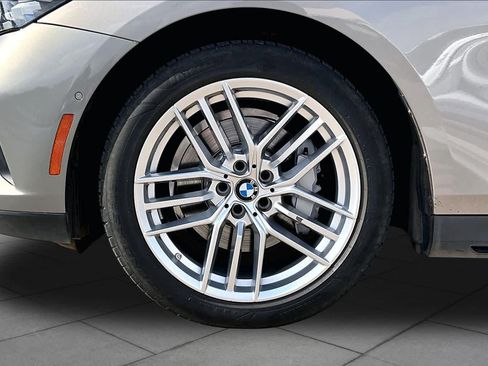 Used 2024 BMW 530i RWD image 9
