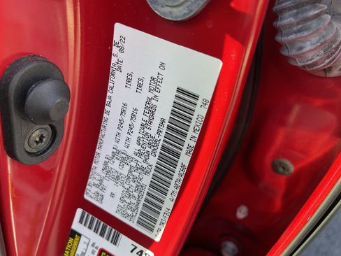 Used 2022 Toyota Tacoma SR image 33