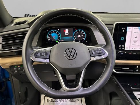 Used 2024 Volkswagen Atlas Cross Sport SE w/ Panoramic Sunroof Package image 22